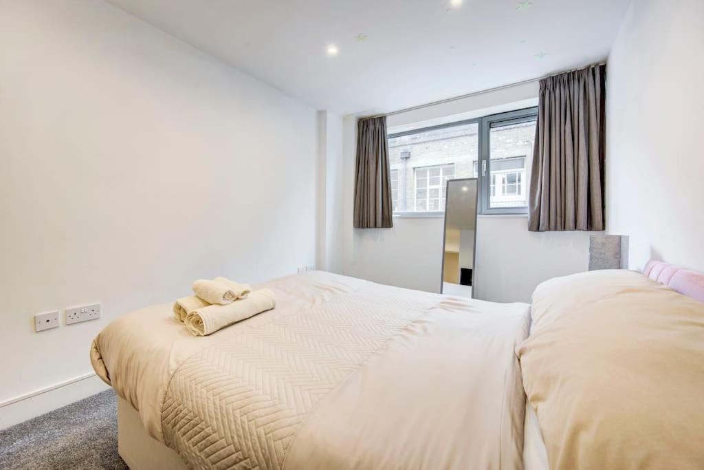 Prime Location In Tower Bridge, 2 Bedroom Appartamento *