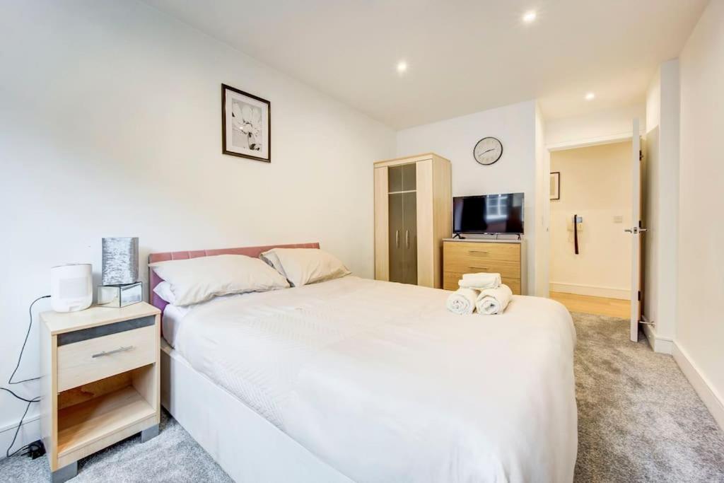 Appartamento Prime Location In Tower Bridge, 2 Bedroom *
